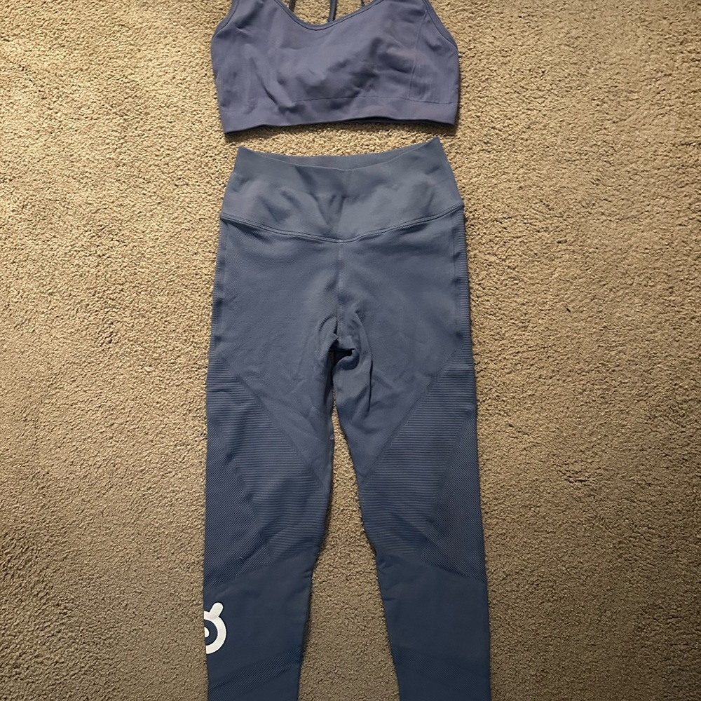 Peloton NUX Blue Sports Bra and Leggings Set - Top L Bottom M
